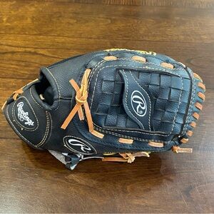 Rawlings Black and Tan Baseball Glove
